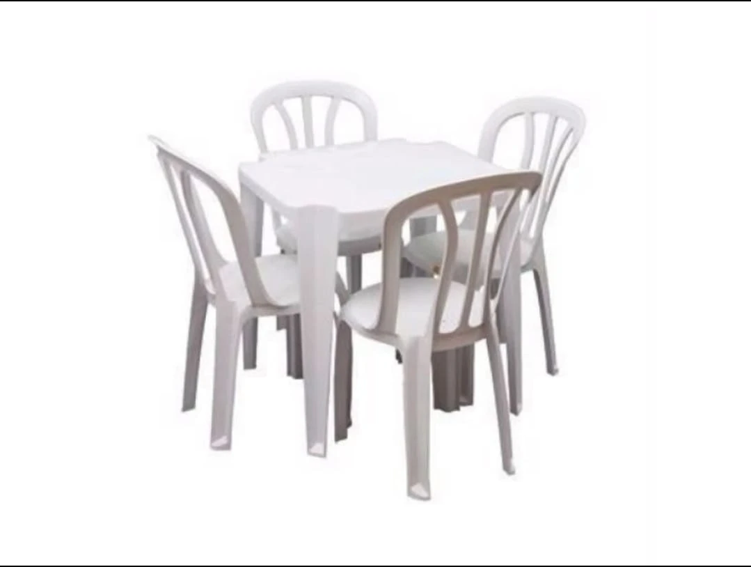 Comprar mesa de plástico com 4 cadeiras